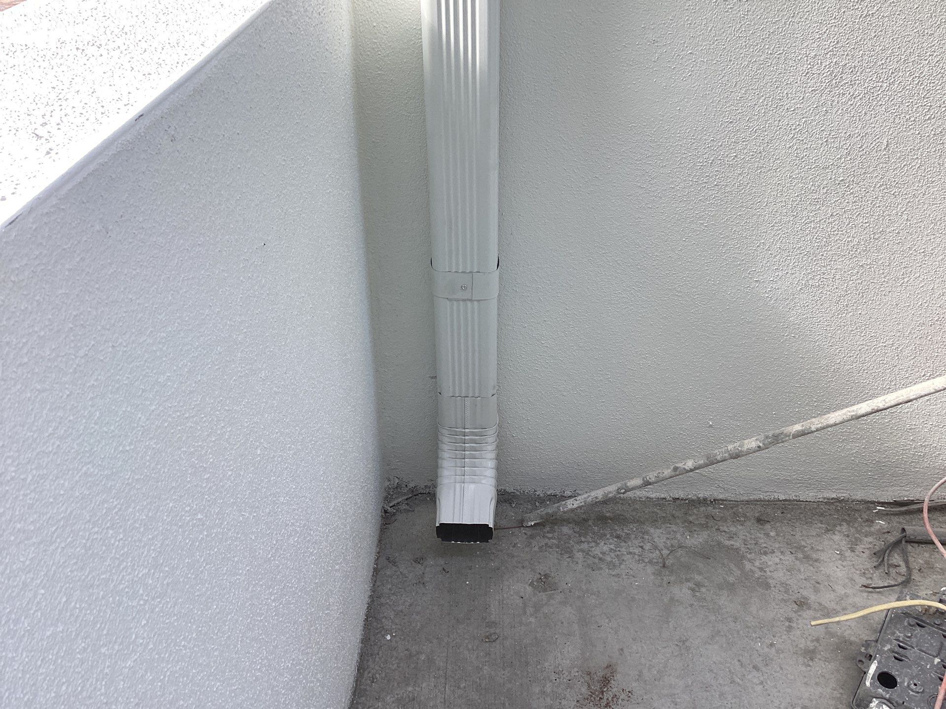 6 Inch Seamless Gutters using bronze gutters in Sarasota FL by Gutter Professors