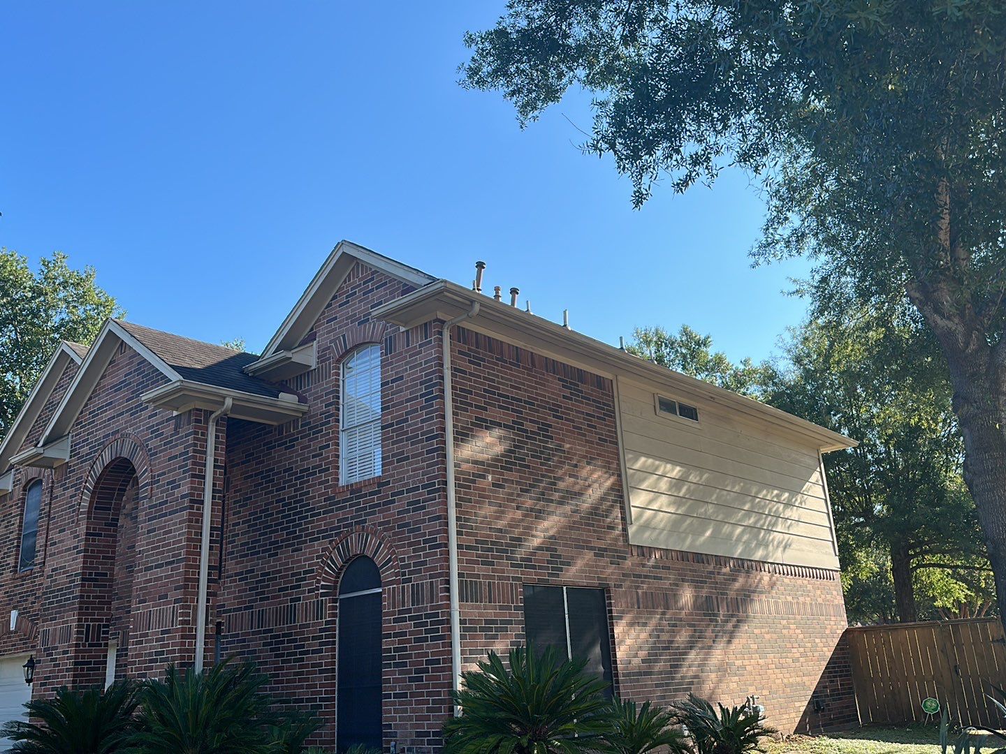 Residential Roofing Installation using Owen's Corning Duration (Lifetime) Shingles by Roof Repair Company