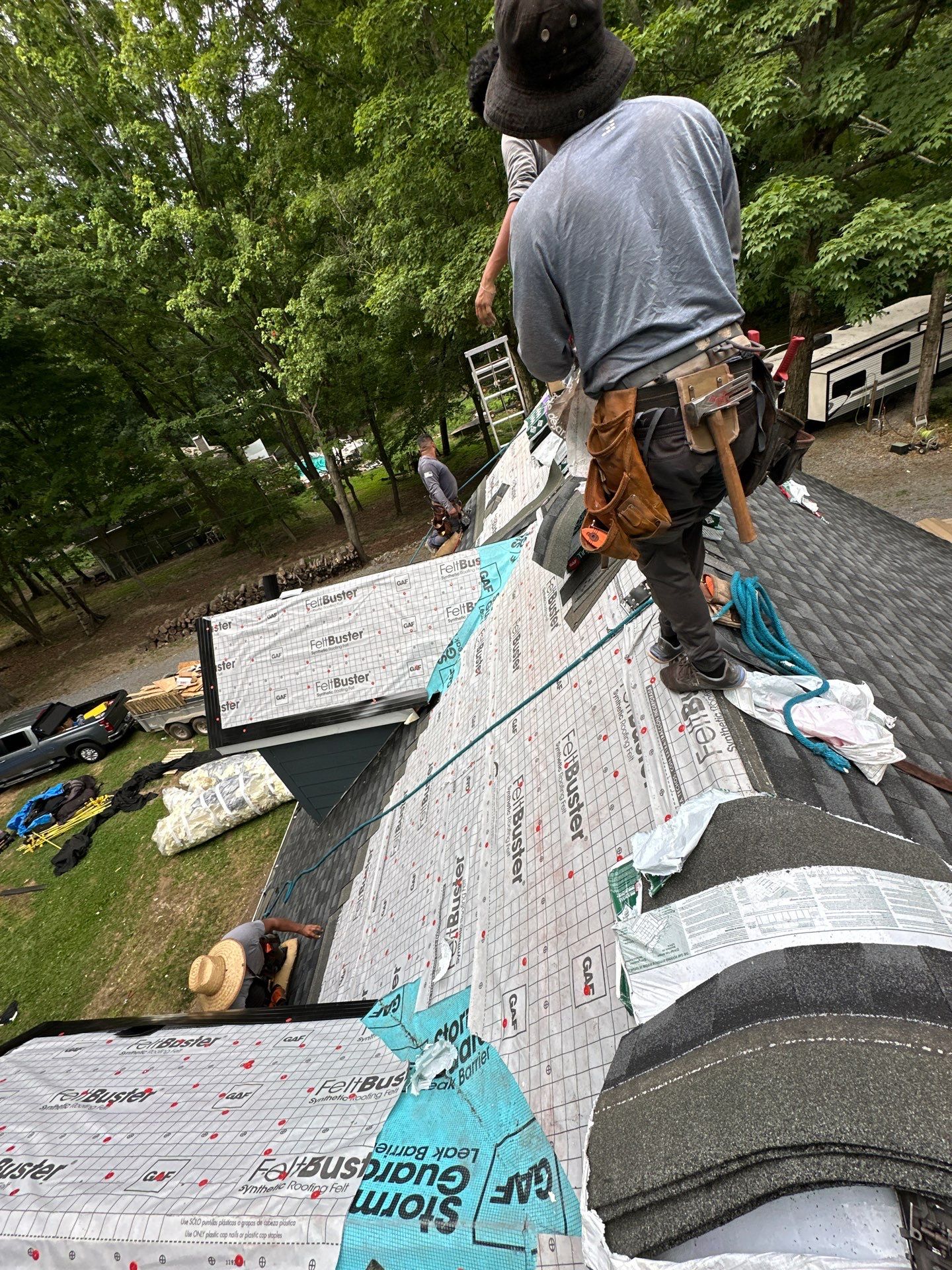 Roof Replacement by Undersun Roofing 