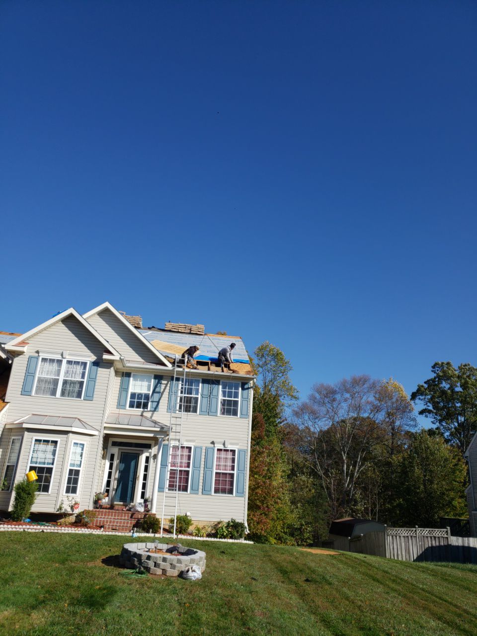 Woodbridge: CertainTeed Landmark Designer Shingles in Cottage Red by RM Banning, Inc.