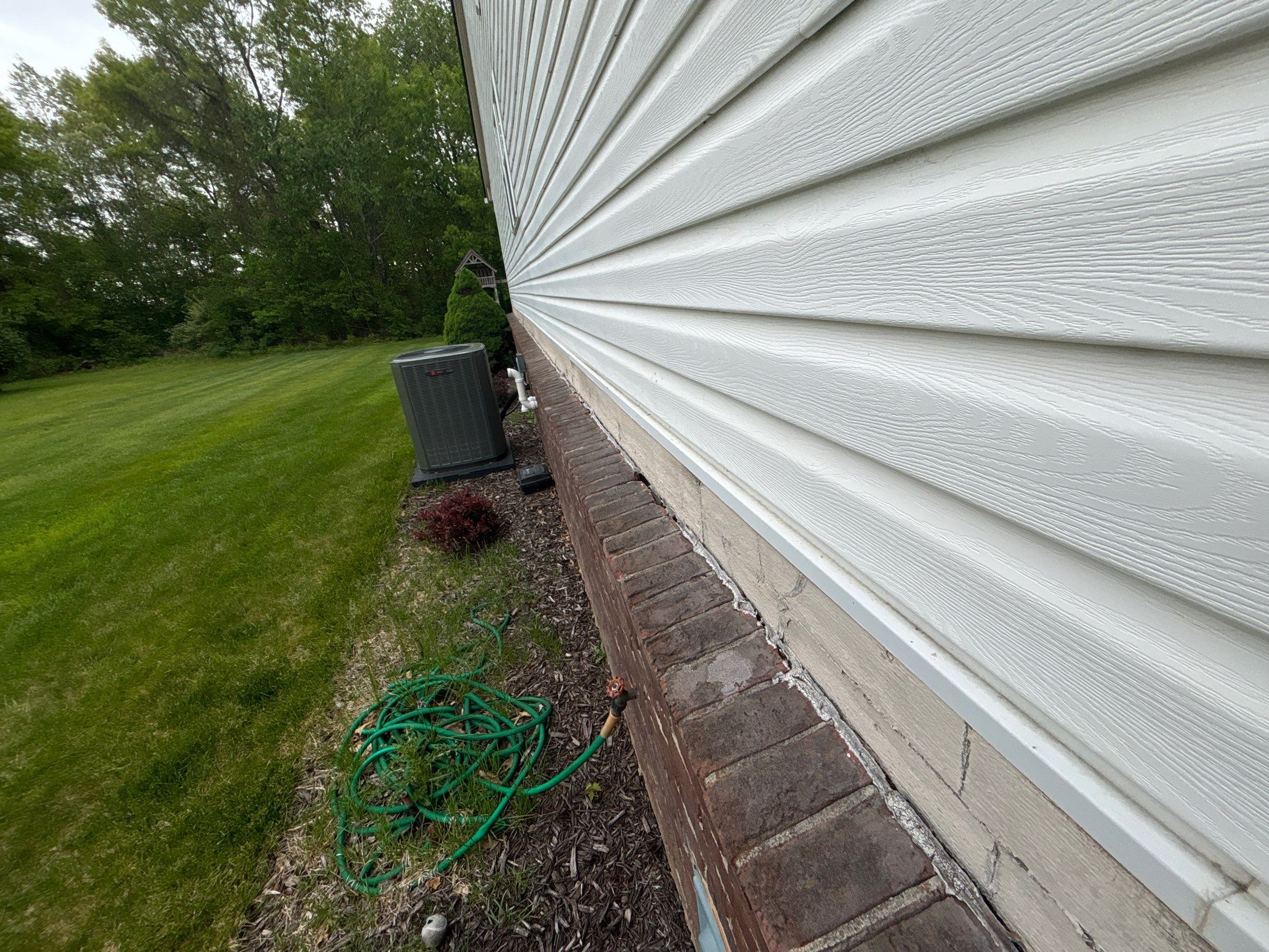 Siding Replacement using Alside D4 Odyssey-Plus Dutchlap Tuscan Clay by 180 Contractors