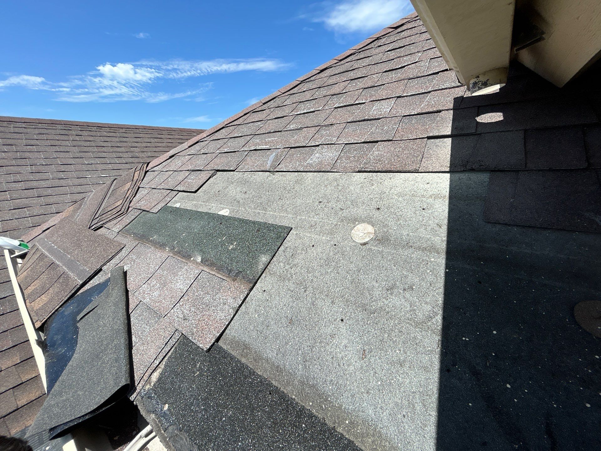 Stucco Problems in Paradise  by Bayfront Roofing and Construction
