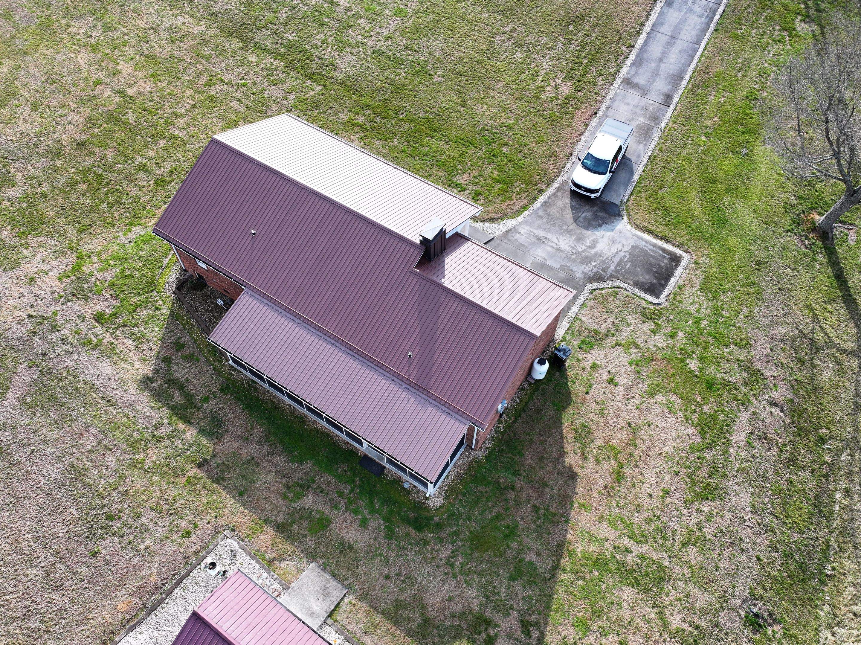 Fedor Residence by Omnia Roofing