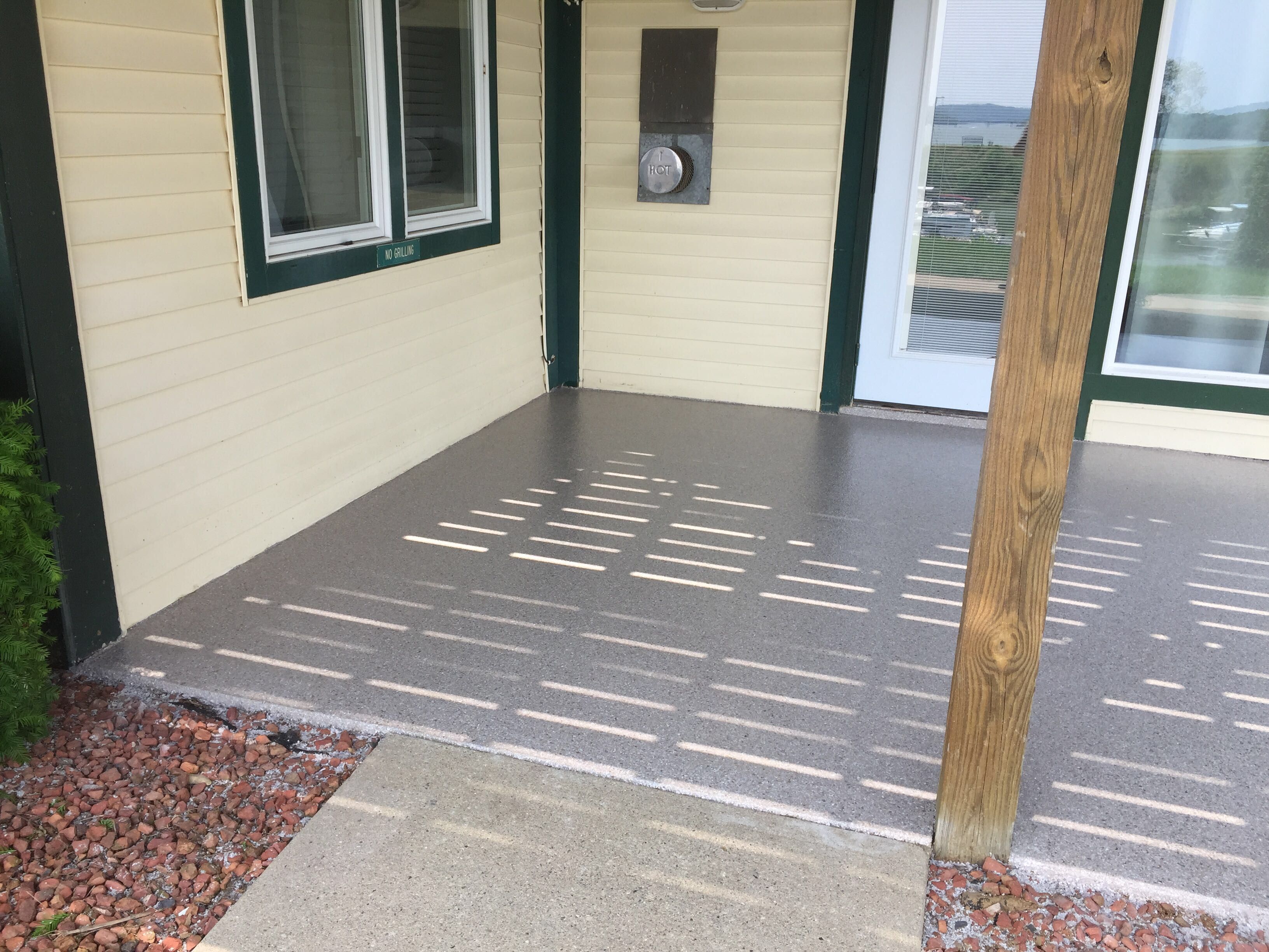 Patio Installation using Fieldstone by Your1DayFloor.com