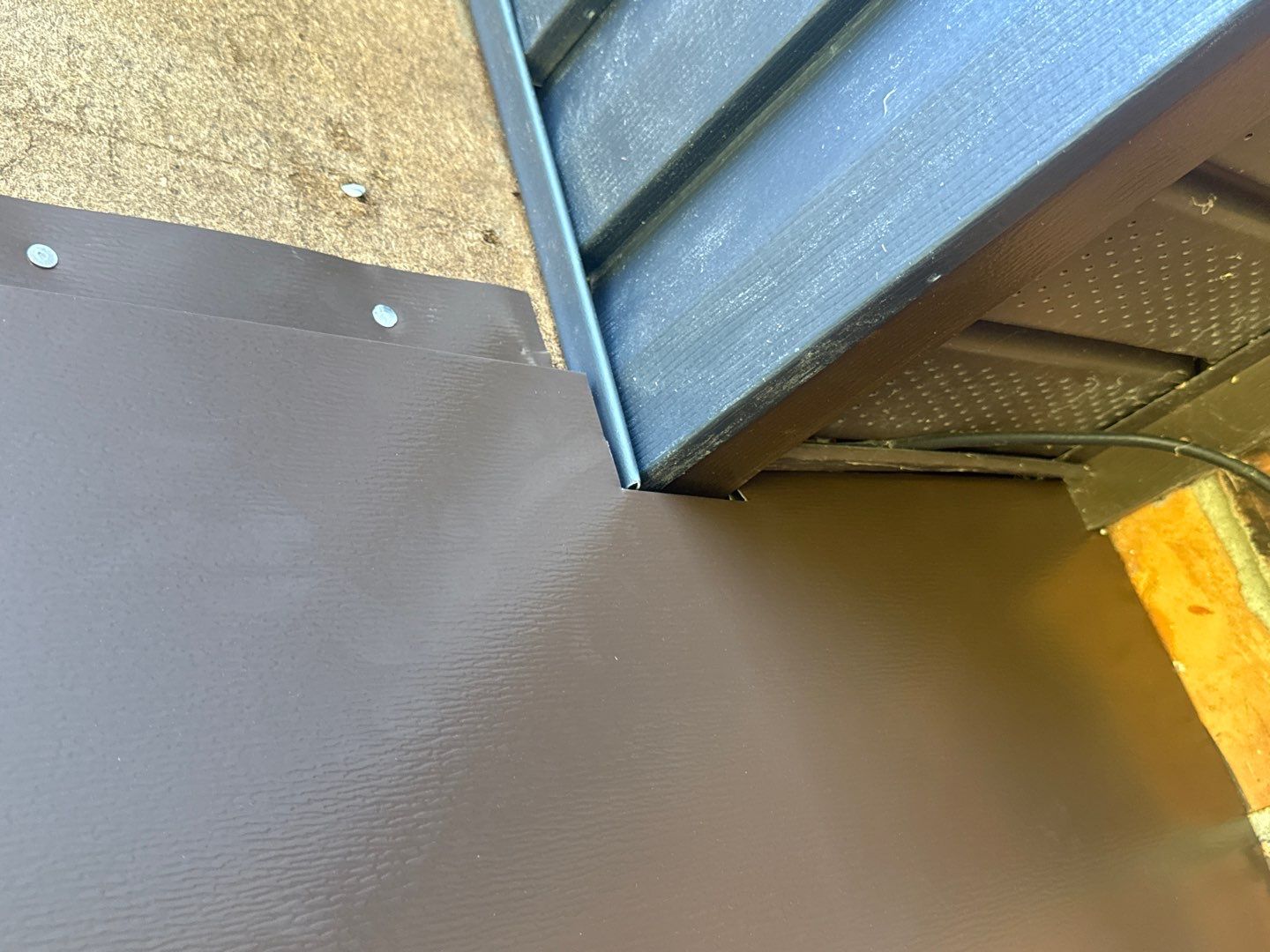Siding Replacement using Alside Charter Oak D4.5" by 180 Contractors