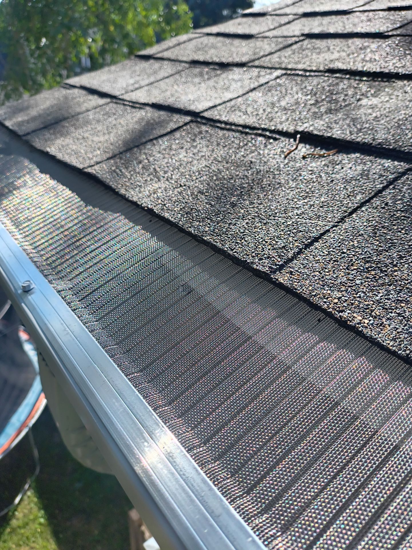 5-Inch Seamless Gutters with Leaf Blaster Pro – Minneapolis, MN by Next Level Seamless Gutters / Exteriors Inc.