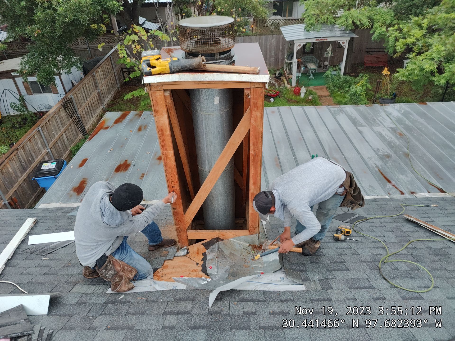 Residential Roofing Installation using Owens Corning Oakridge Estate Grey by DeZign Roofing & Exteriors