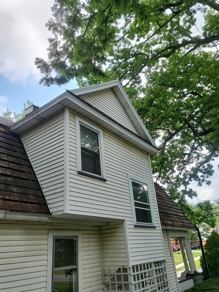 ATLAS PINNACLE COLOR: COASTAL GRANITE by Eagle Eye Roofing