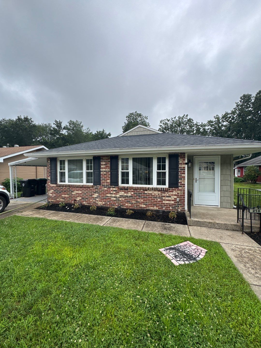 Residential Cleaning by SJ Exterior