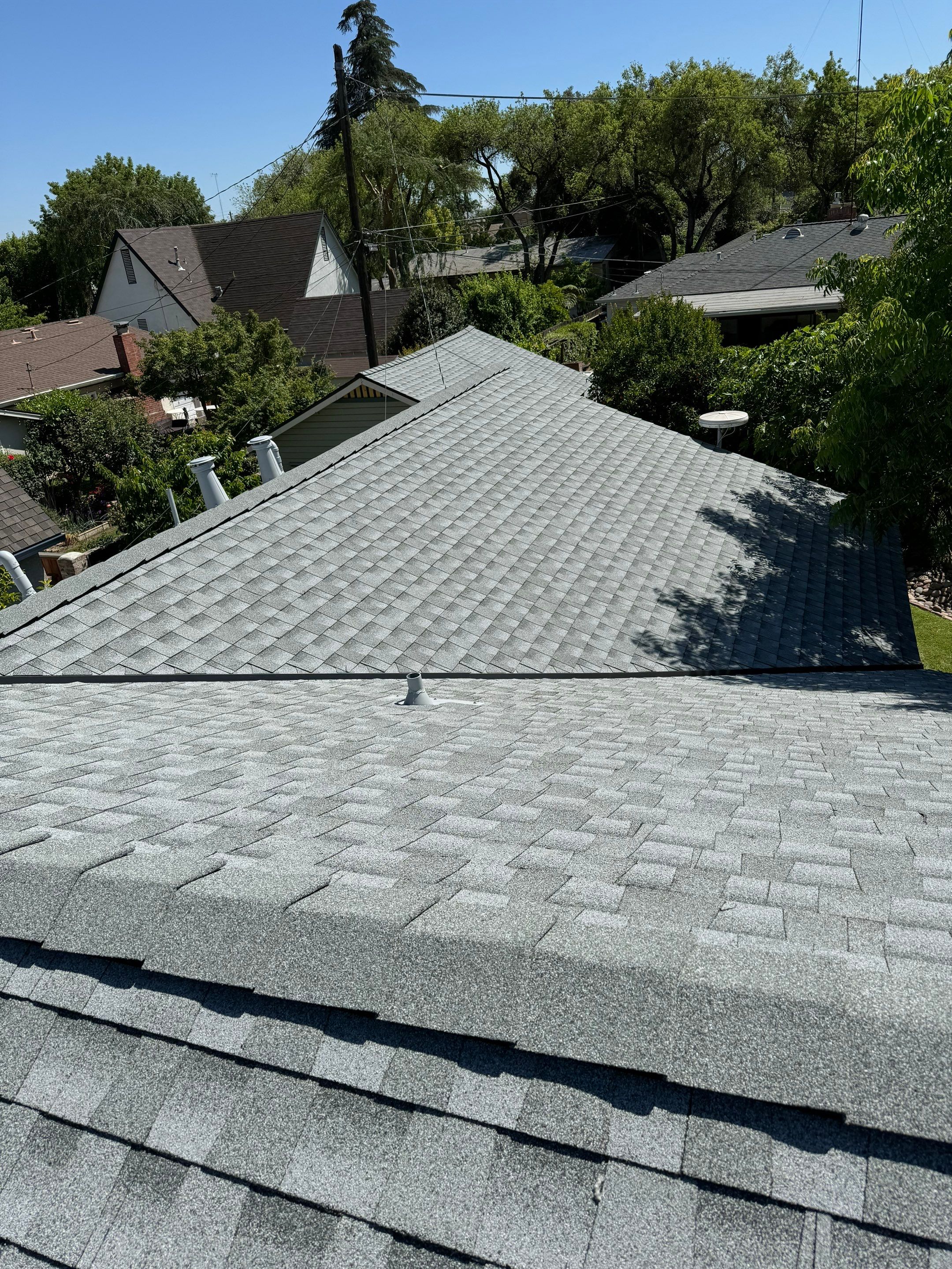 GAF Timberline HDZ-RS shingle project by Straight Edge Roofing Inc