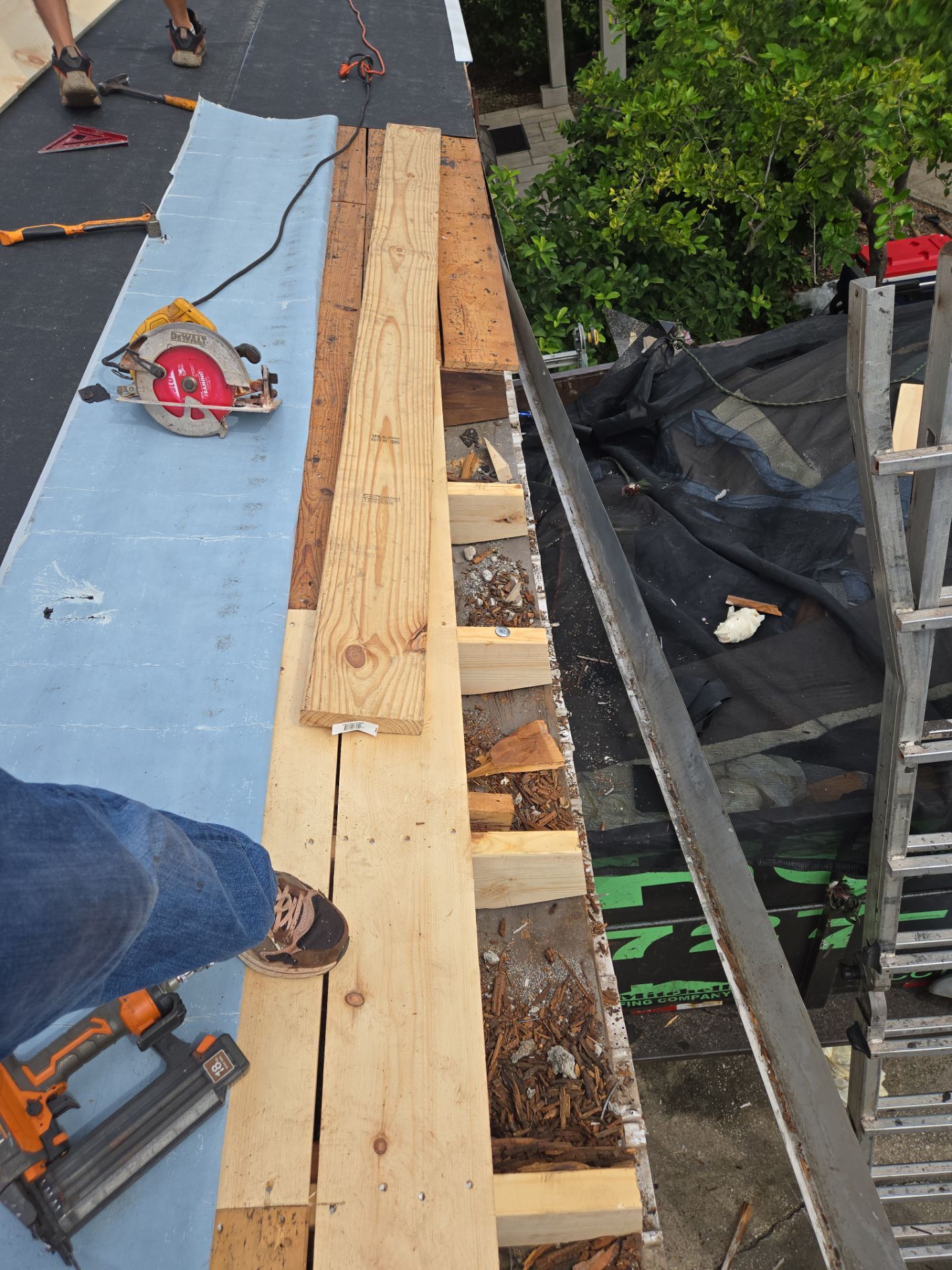 Project in St. Petersburg 33710 by Mitchell Roofing Company LLC 