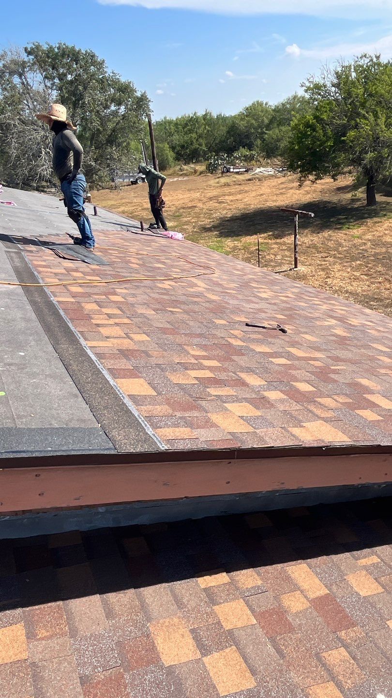 Country Roofing by Bayfront Roofing and Construction
