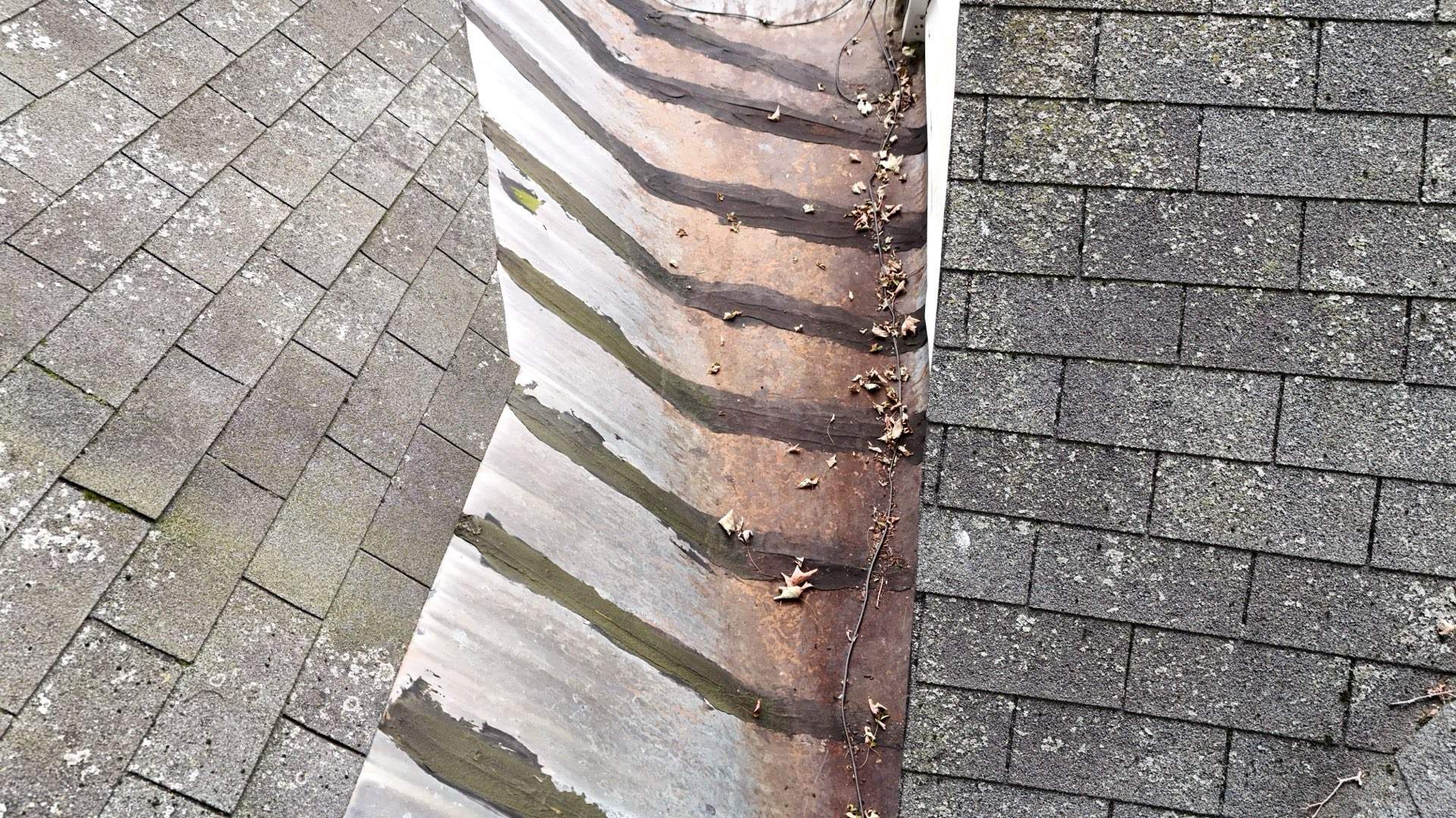 Project in Cortlandt by The Energy Efficient Roofer & George's Seamless Gutters