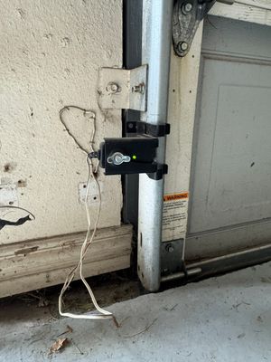 LiftMaster Side Mount Opener and High-Lift Track Installation in Plano