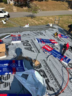 Residential Roofing Installation using GAF Timberline HDZ Charcoal