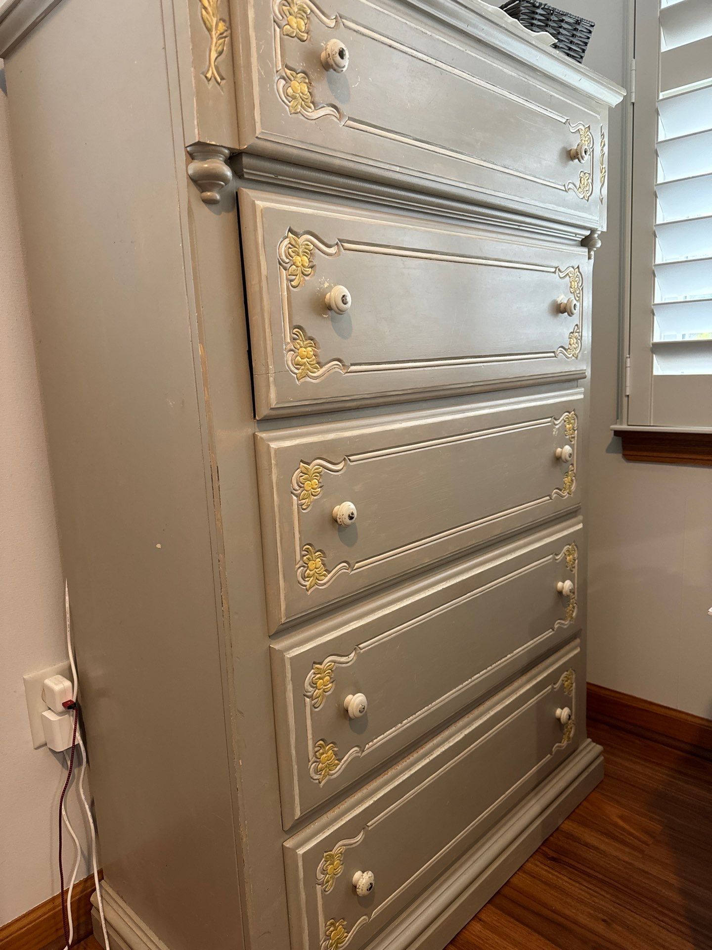 Repaint bedroom furniture, Pergola, and doors. Stain decking by Gordon Painting