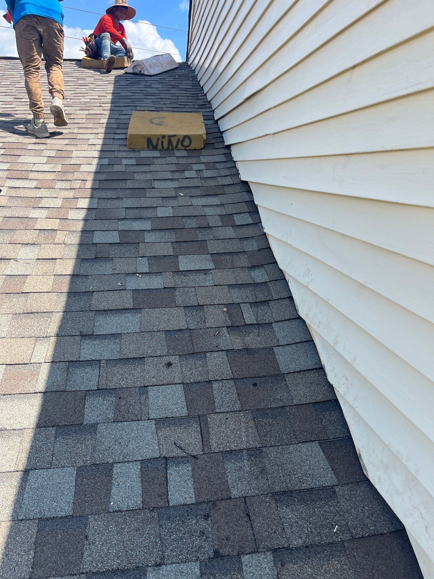 Residential Roofing Installation using Owen's Corning Duration (Lifetime) Shingles by Roof Repair Company