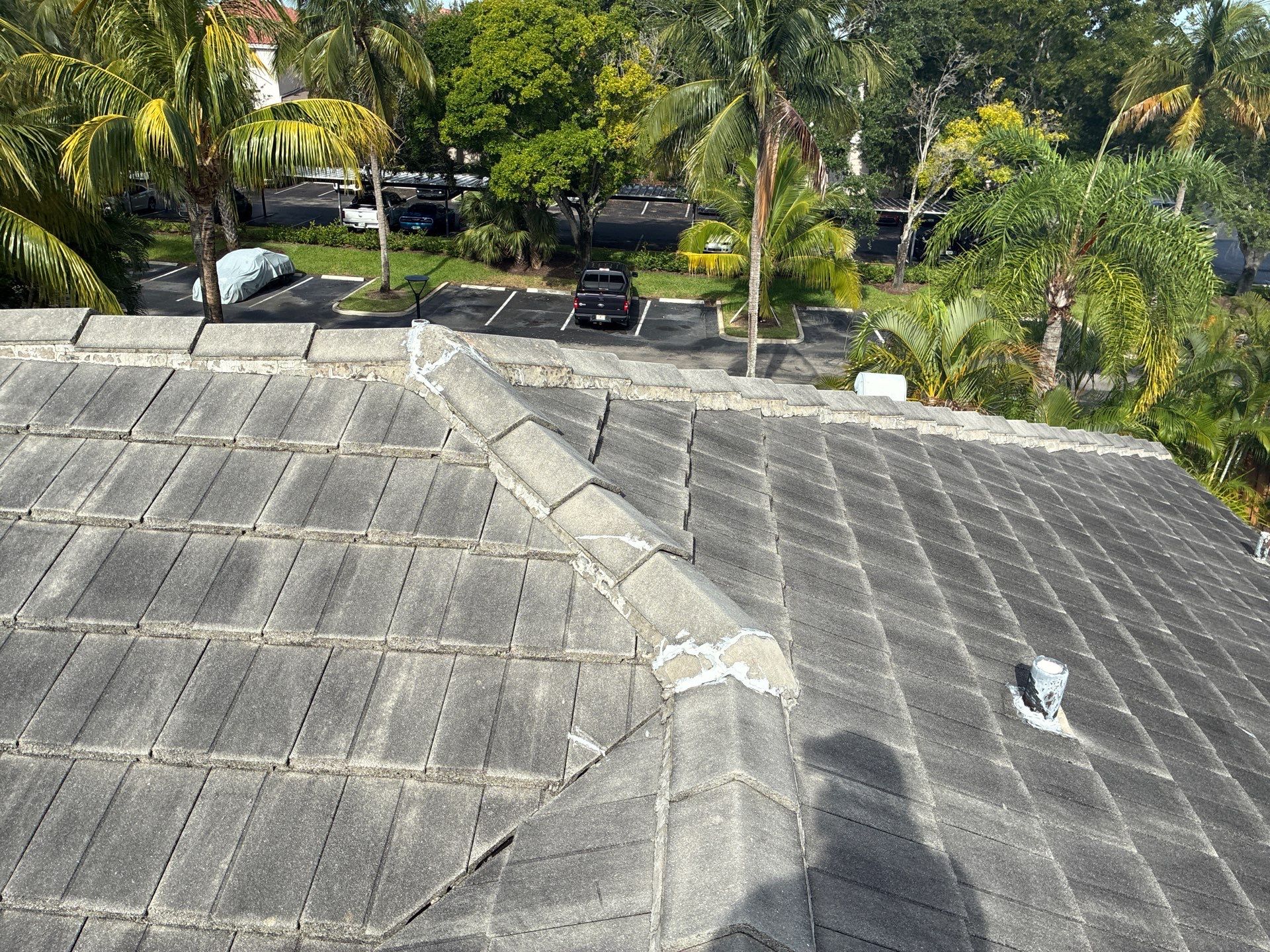 Roof Cleaning Coconut Creek by BKB Pressure Cleaning LLC