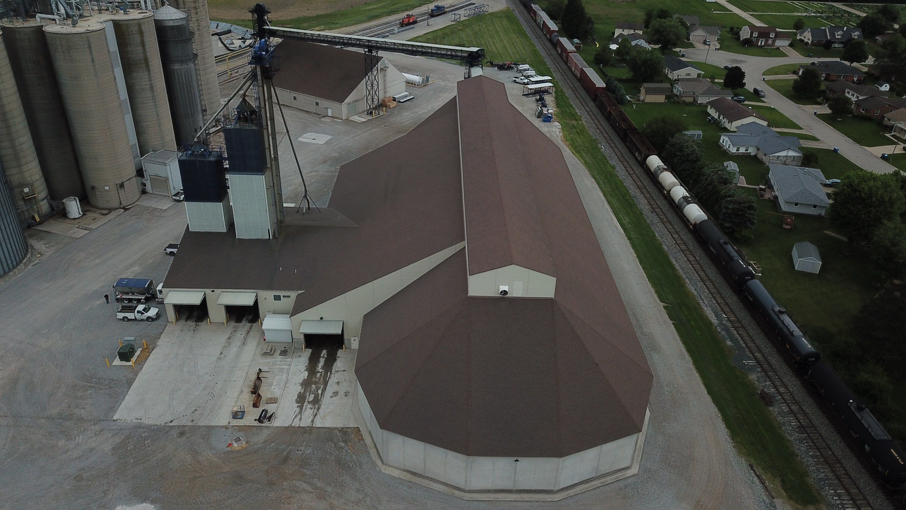Commercial Roofing Installation using Duration Series Shingles - Chateau Green  by RoofX 