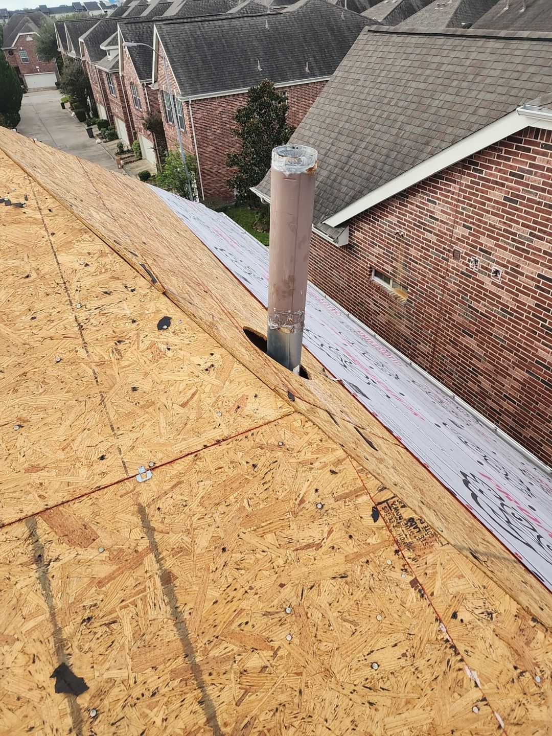 Residential Roofing Installation using Owen's Corning Duration (Lifetime) Shingles by Roof Repair Company
