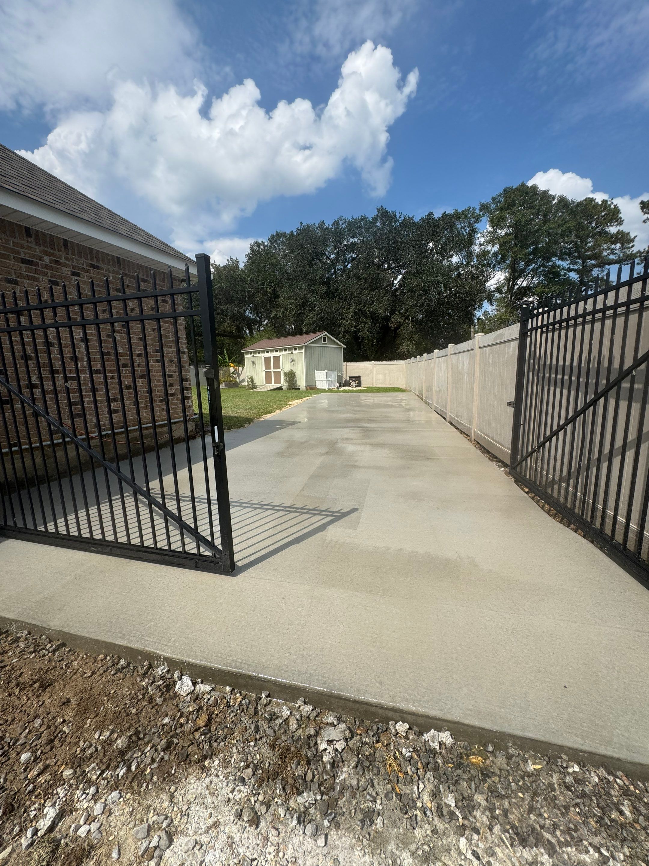 HDS Concrete - Concrete Installation in Maurepas by HDS Contractors