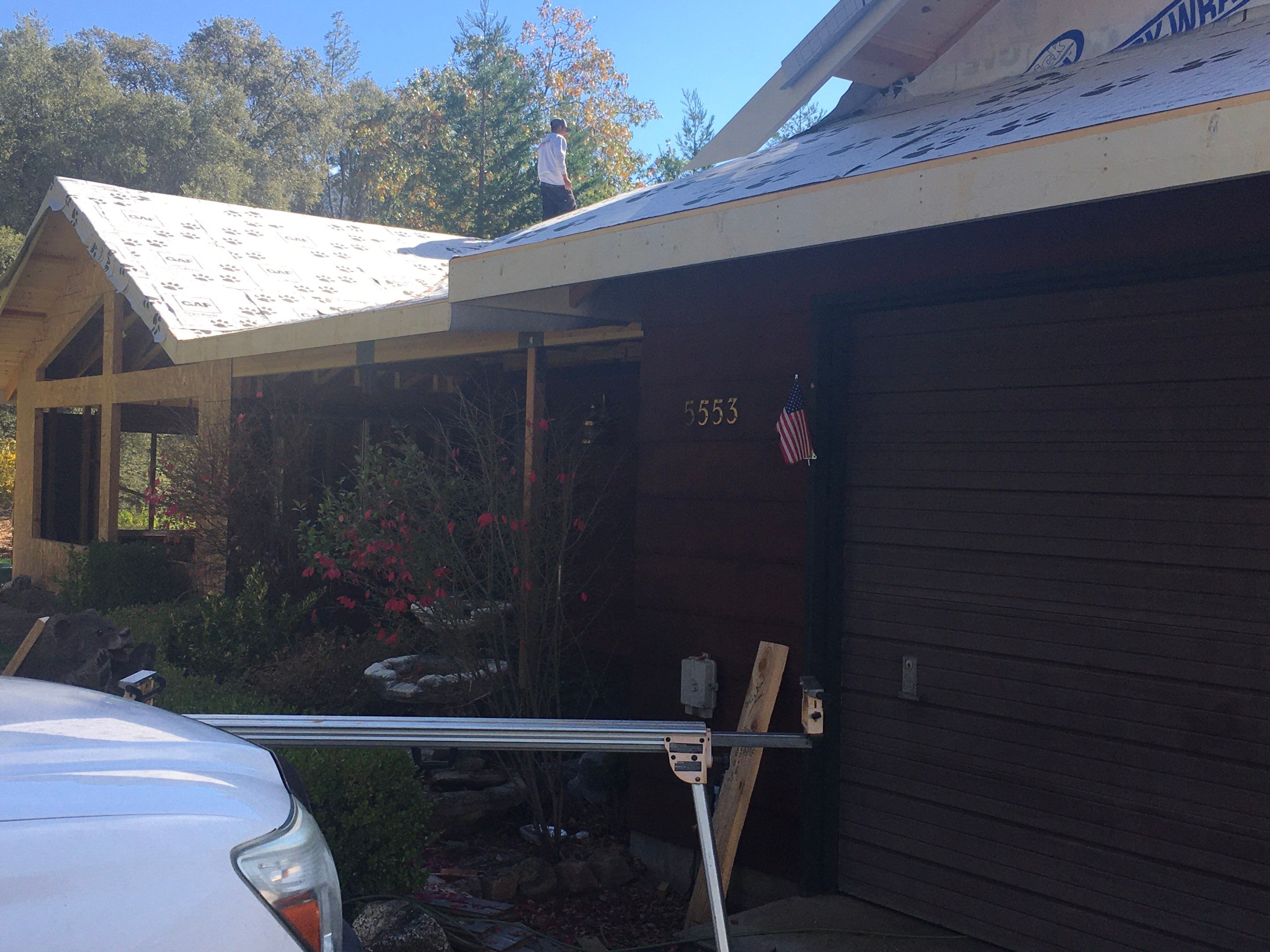 Metal roofing installation using Standing seam metal roofing system by Straight Edge Roofing Inc