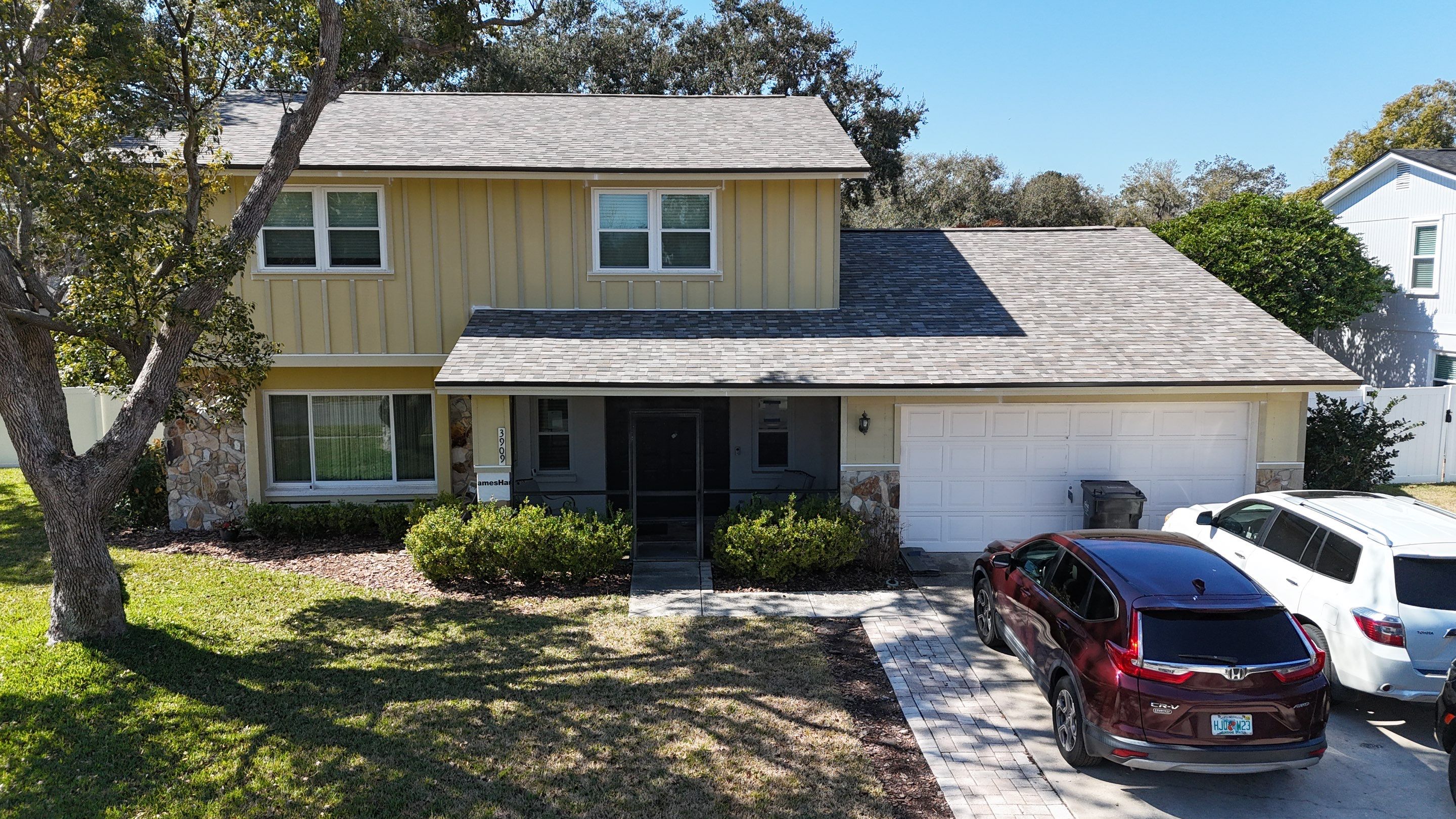 Roof Replacement in Valrico, FL by Shingle Masters Roofing