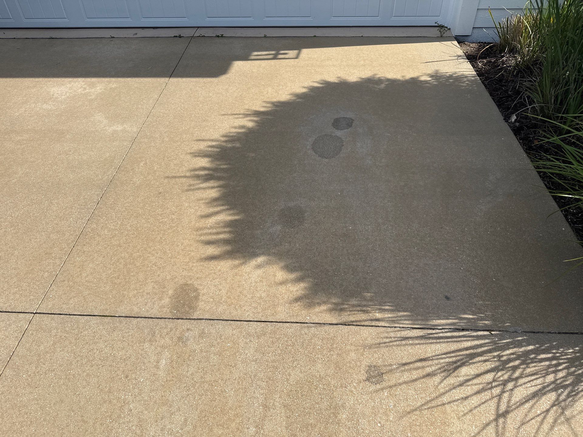 🛠️ Oil Stain Removal – Indigo Community, Lakewood Ranch, FL by Sunshine AquaWash