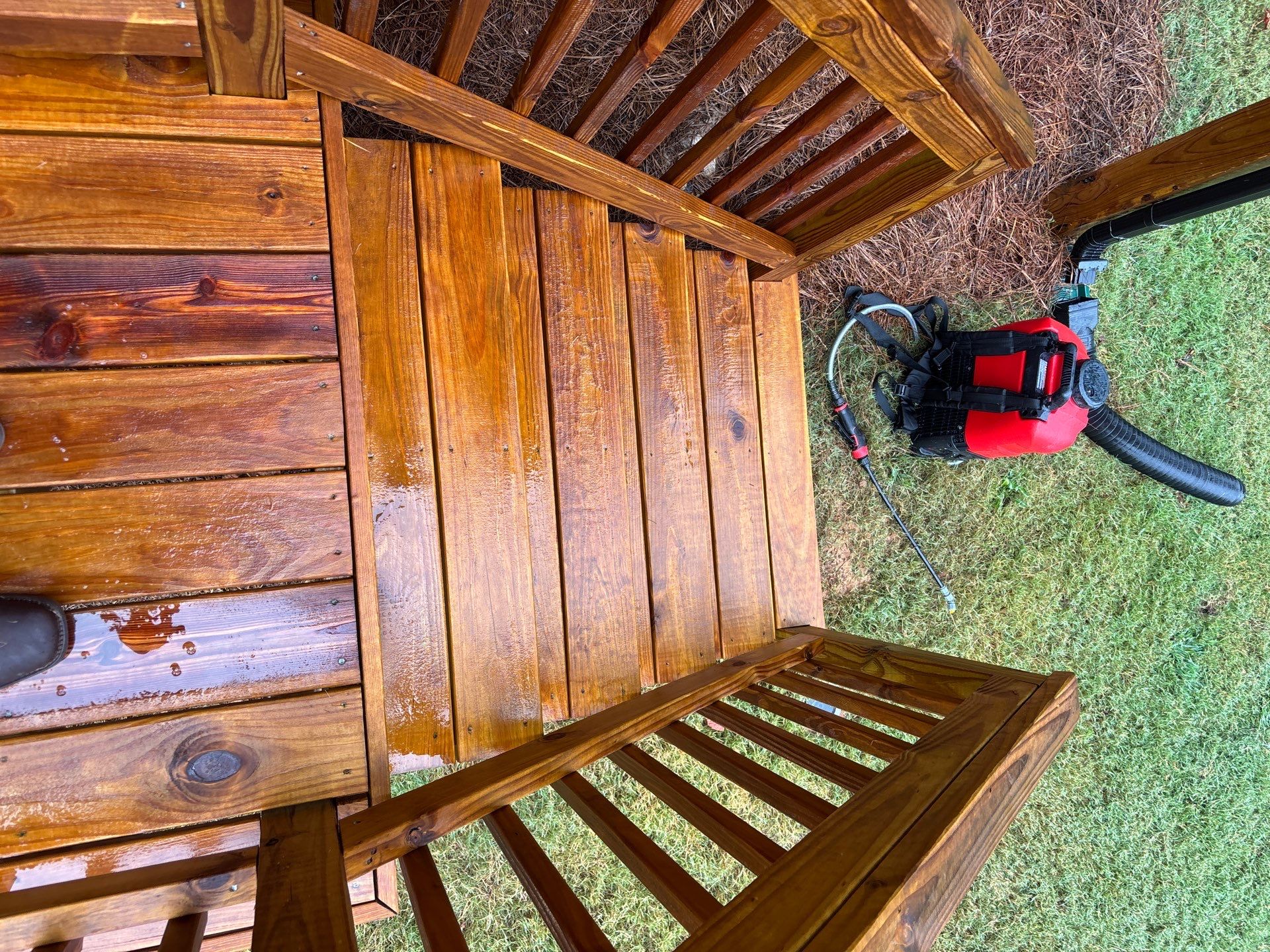 Wood Deck using Wood Sealant by DuraSeal