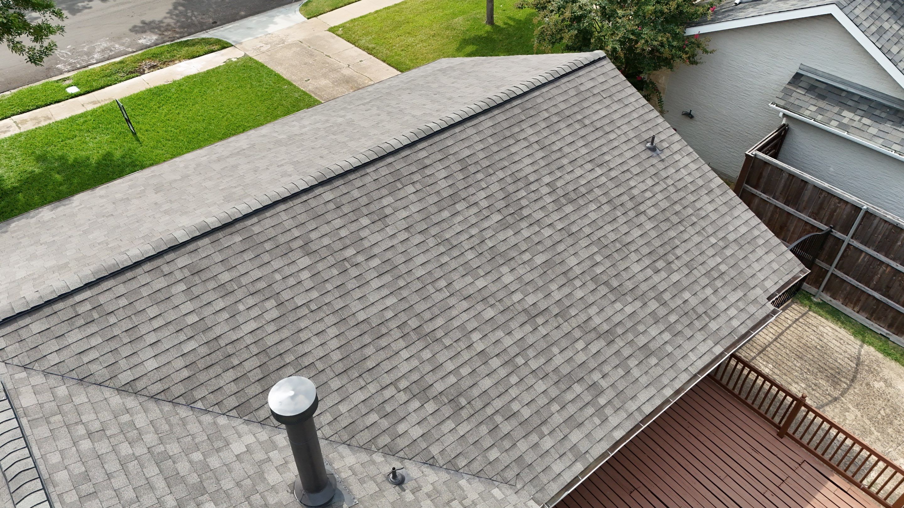 Project in Dallas by Armor Roofing | Exteriors