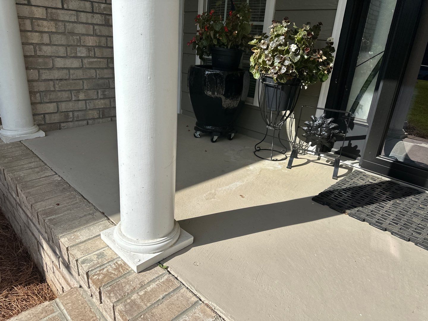 Concrete using AcryFin by DuraSeal