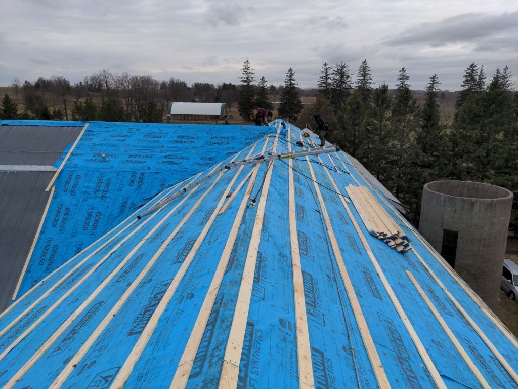 Barn Roof Exposed Fastener Metal Roof using Vicwest UltraVic by Jay Carter Roofing & Sheet Metal
