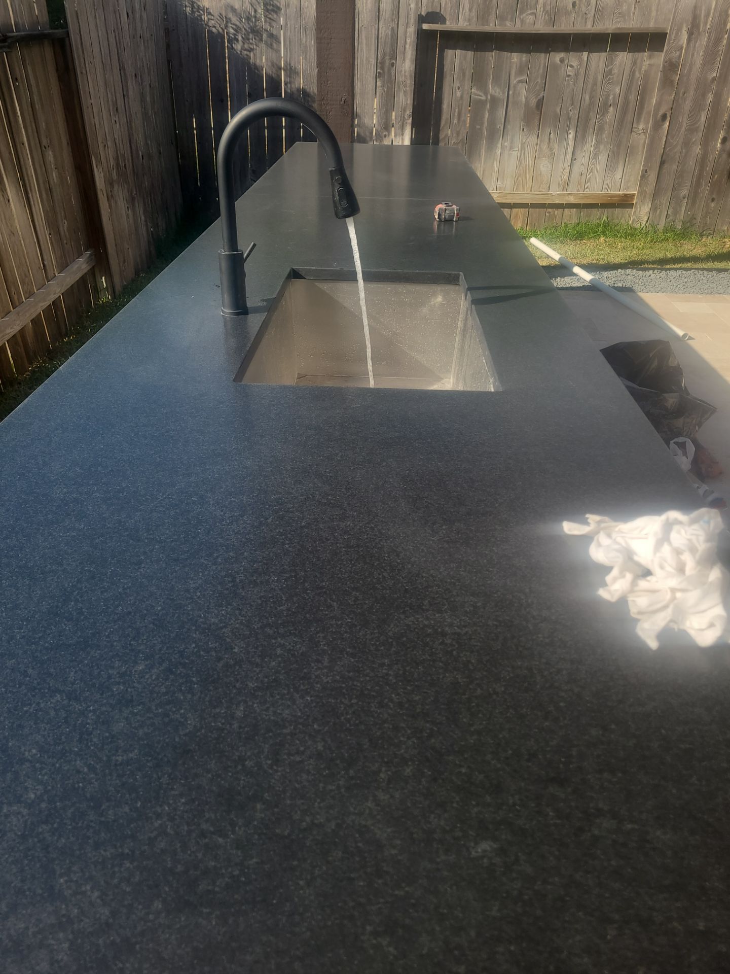 Covered Patio and Summer Kitchen in Spring,  TX by SophAlx LLC