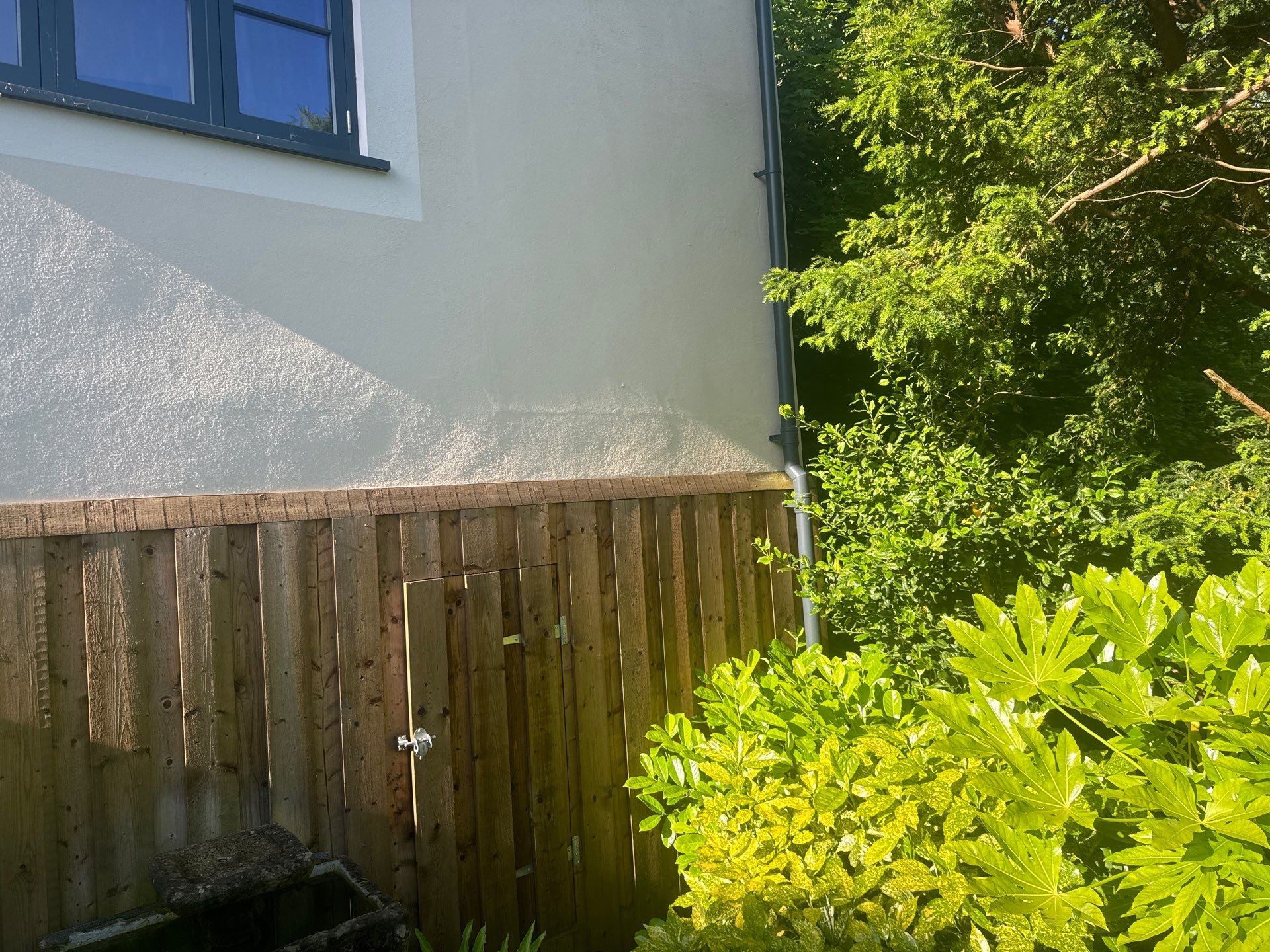 Render Clean using Honda 15lpm Low Pressure Washing Machine by Ges Exterior Cleaning ltd