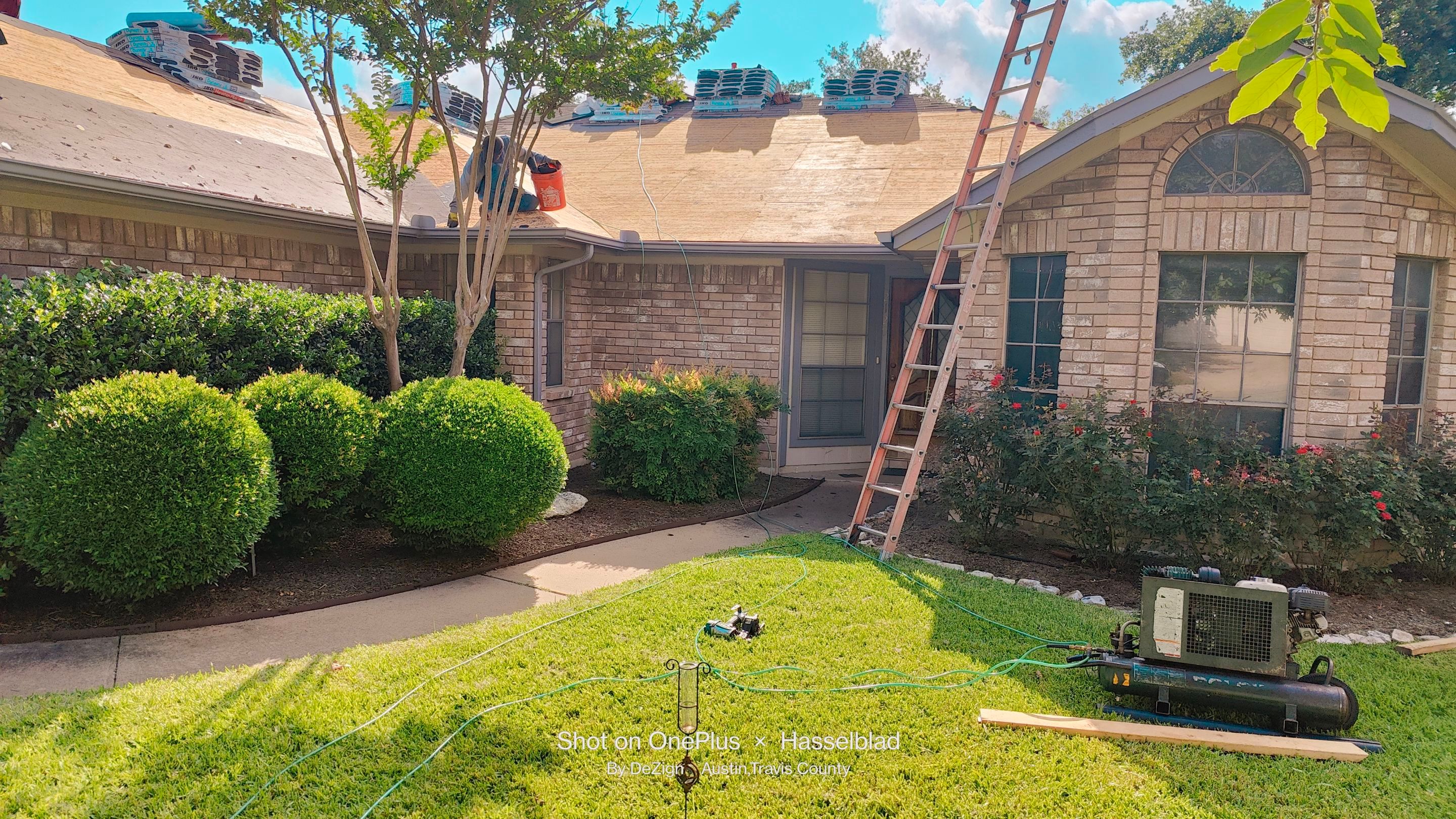 Residential Roofing Installation using IKO Dynasty Granite Black by DeZign Roofing & Exteriors