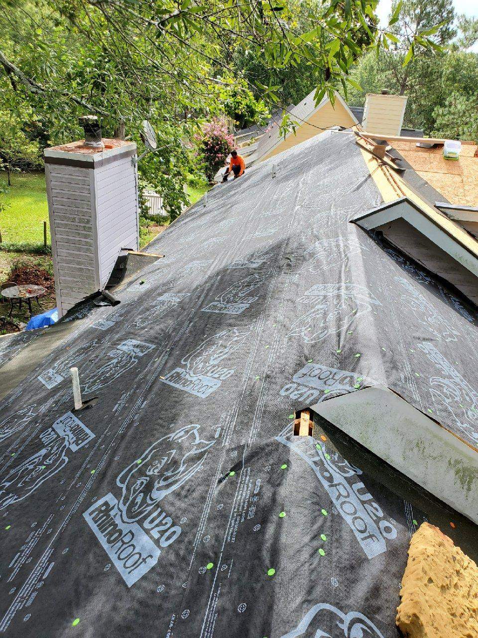 Residential Roofing Installation using Owens Corning Oakridge- Williamsburg Gray by Indigo State Roofing
