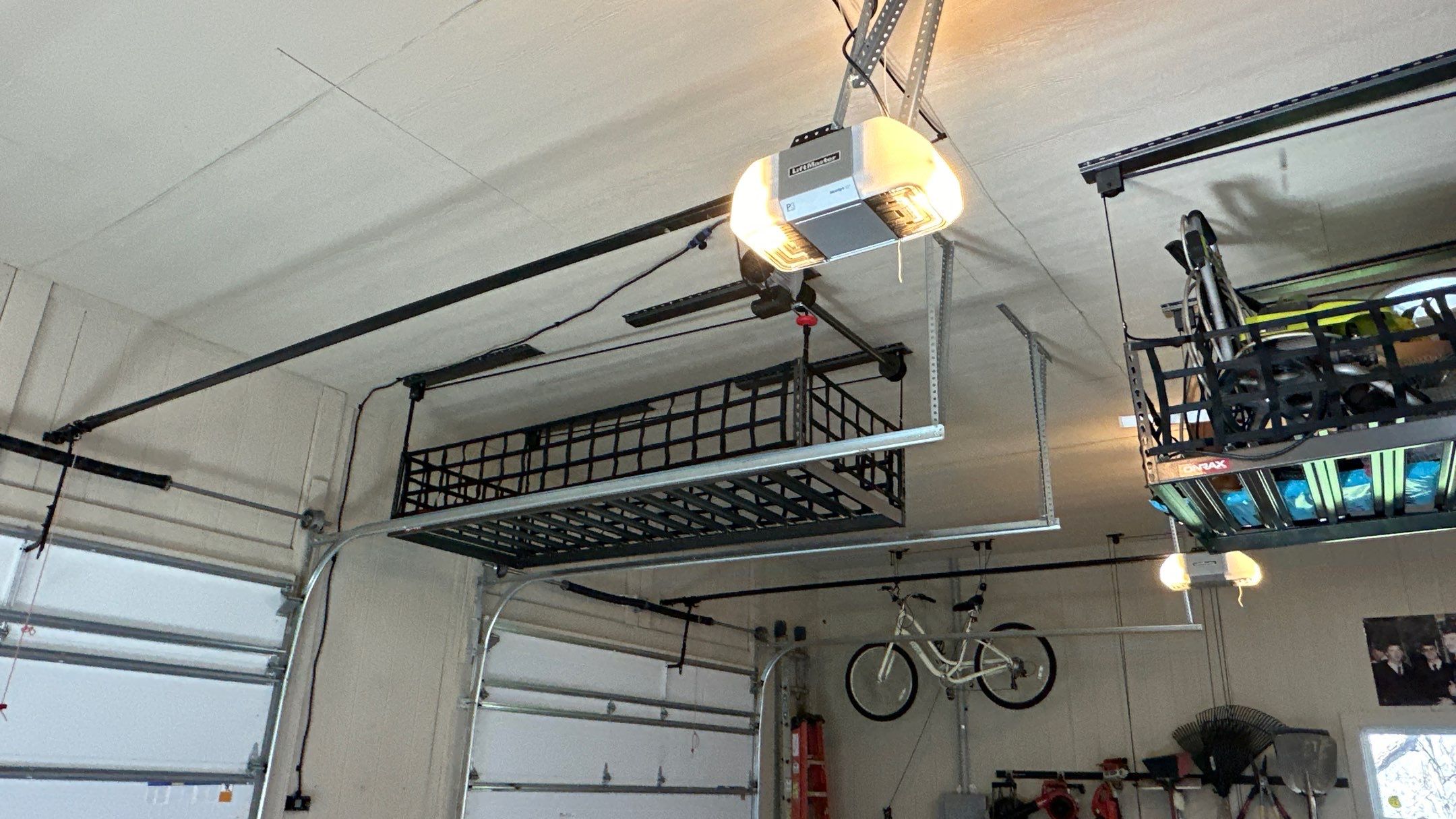 Tom R. got our handy Onrax power rack  by Banner Garage