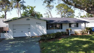Roof replacement in St. Petersburg, FL.