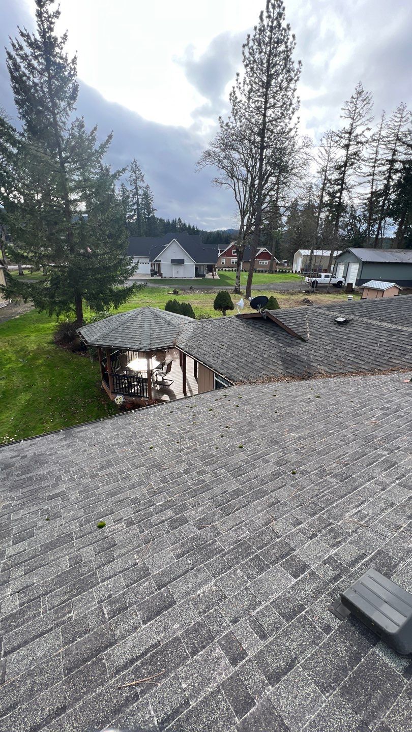 Residential Re-Roof in Lebanon Oregon by Orezona Building & Roofing Company, Inc.