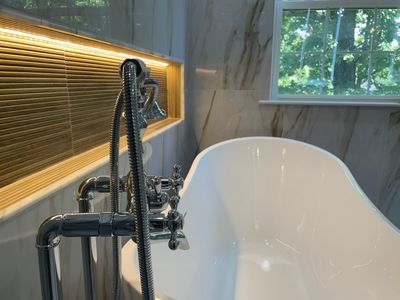 Bathroom Remodel using Tile