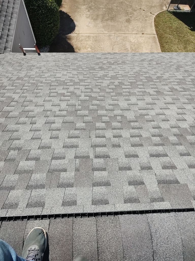 GAF HDZ - Weathered Wood by Elite Roofing LLC