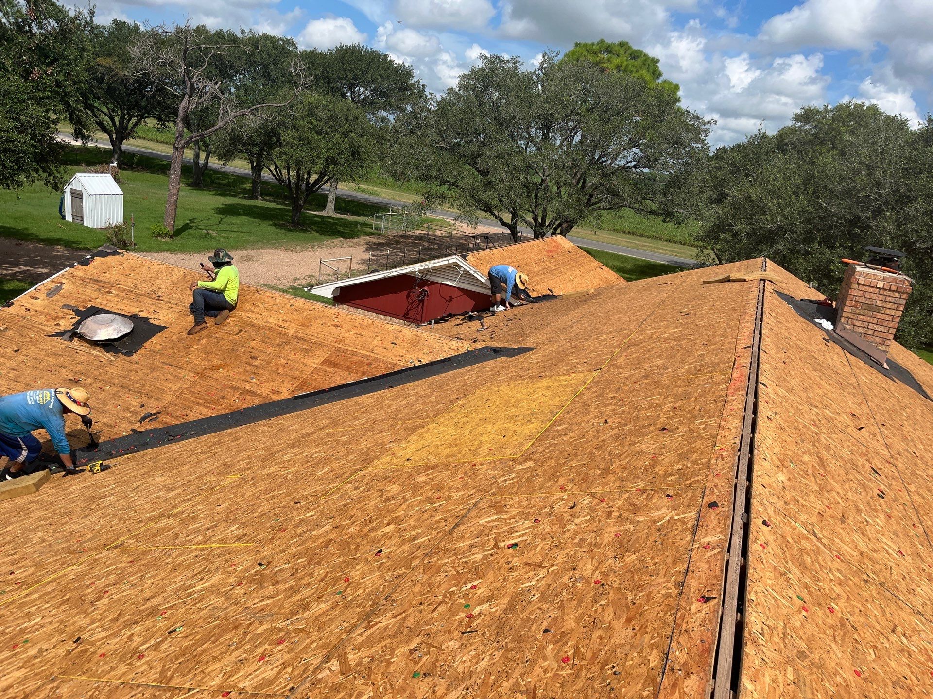 Residential Roofing Installation using Owen's Corning Duration (Lifetime) Shingles by Roof Repair Company