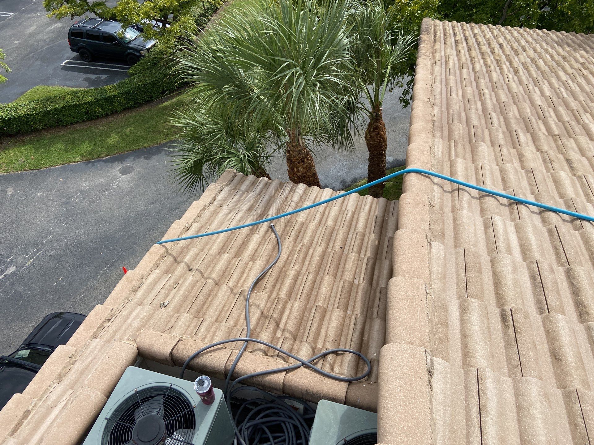 Commercial Roof Cleaning Coral Springs by BKB Pressure Cleaning LLC