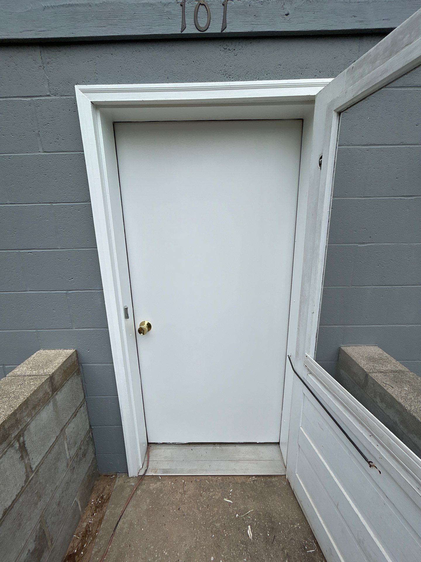 Exterior Painting. Exterior staining by Gordon Painting