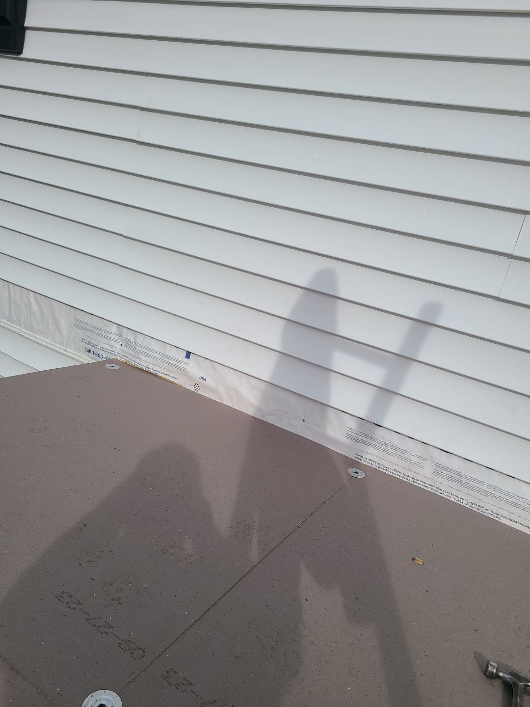 Springfield CertainTeed Charcoal Black Roof & CertainTeed Colonial White Siding by RM Banning, Inc.