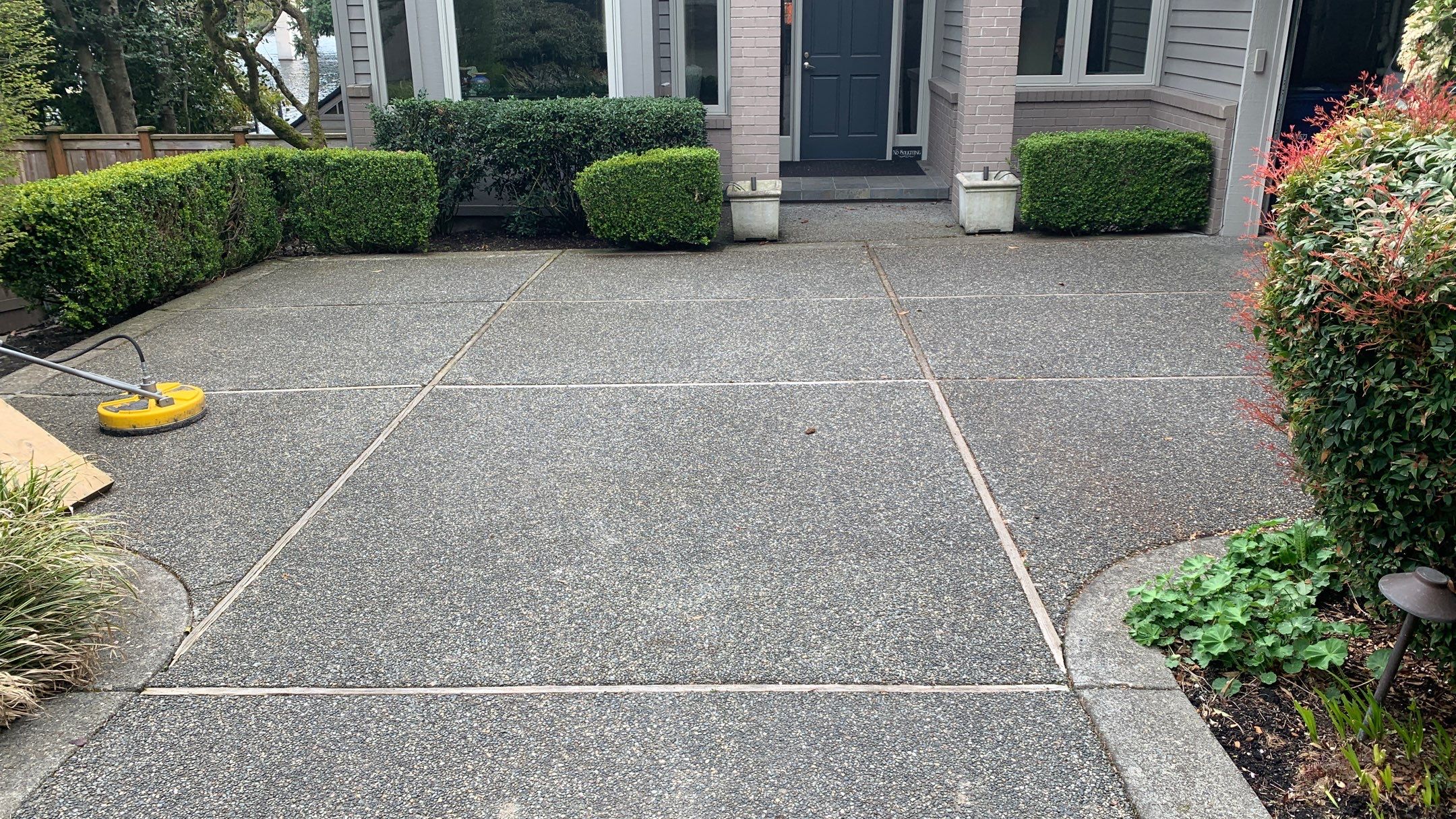 Eggers | Aggregate Finish Driveway, Concrete Project  by Jireh Asphalt & Concrete Inc 