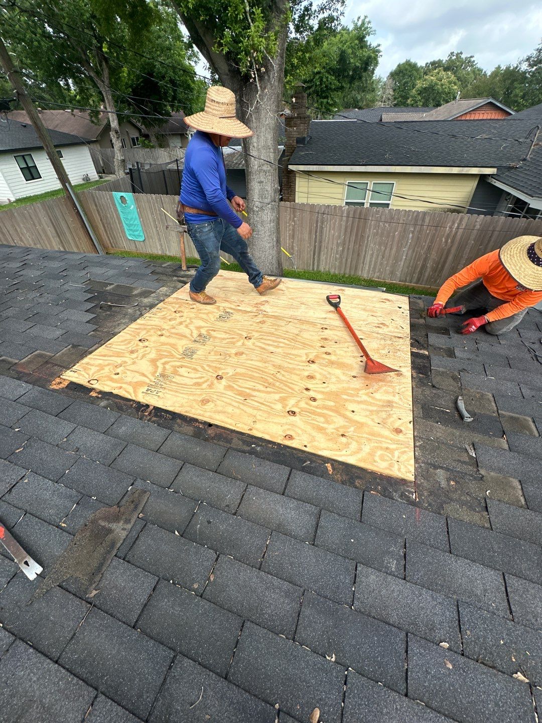 Roof Repair Services featured photo.