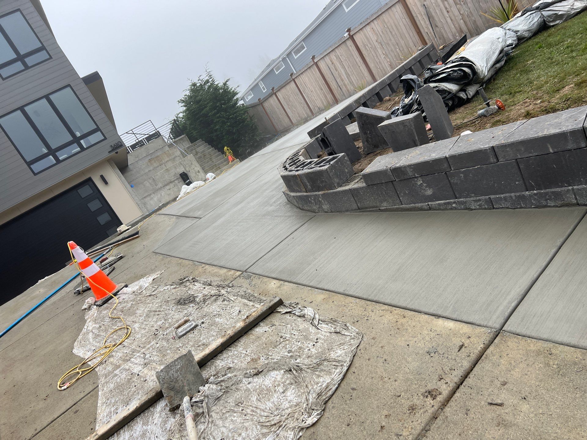 Retaining Wall & Concrete Patch Repair | Everett  by Jireh Asphalt & Concrete Inc 