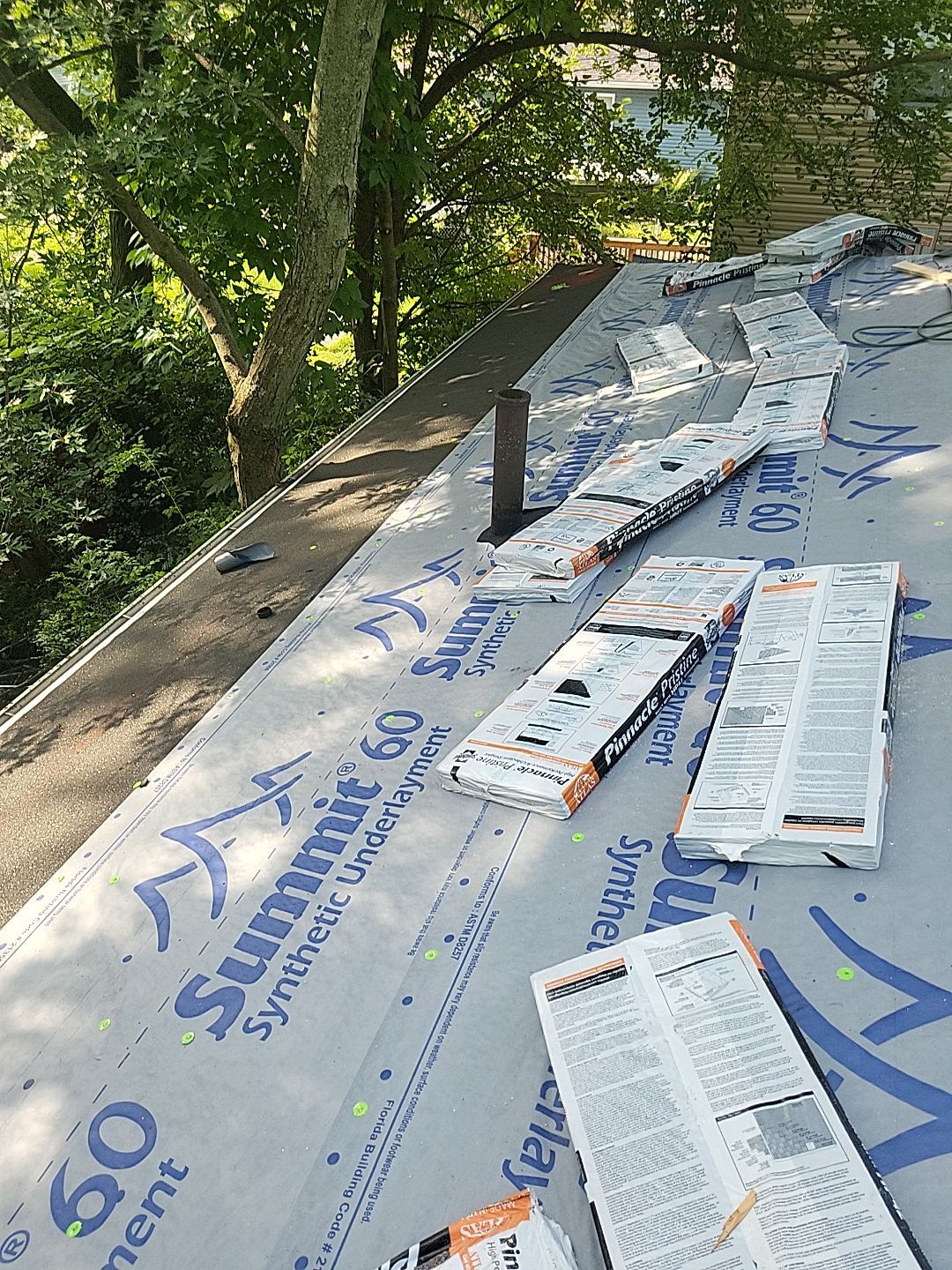 ATLAS PINNACLE COLOR: SUNSET by Eagle Eye Roofing