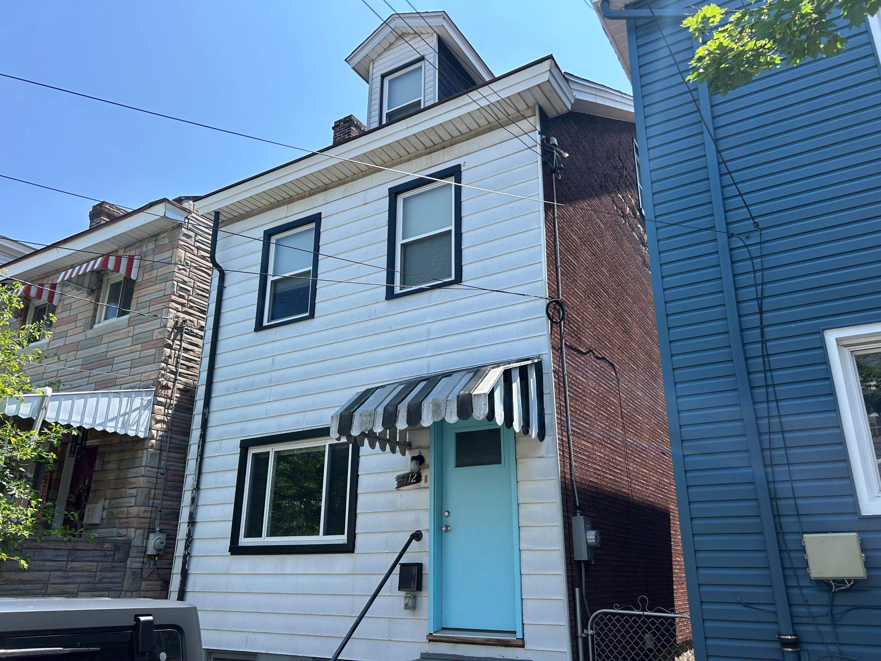 Siding Renovation with Modern Accents in Pittsburgh by Ideal Siding Pittsburgh